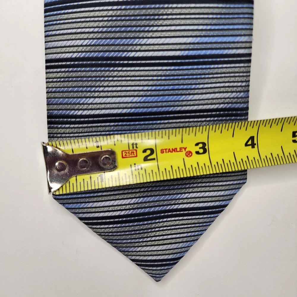 VILLINI Blue / Silver Silk 7 Fold Tie.